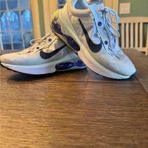 Nike Max White and Navy Running Shoes
